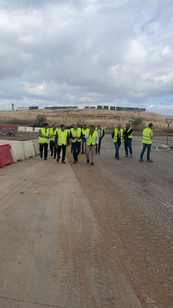 20250519 Visita actuaciones complejo El Guadiel 2