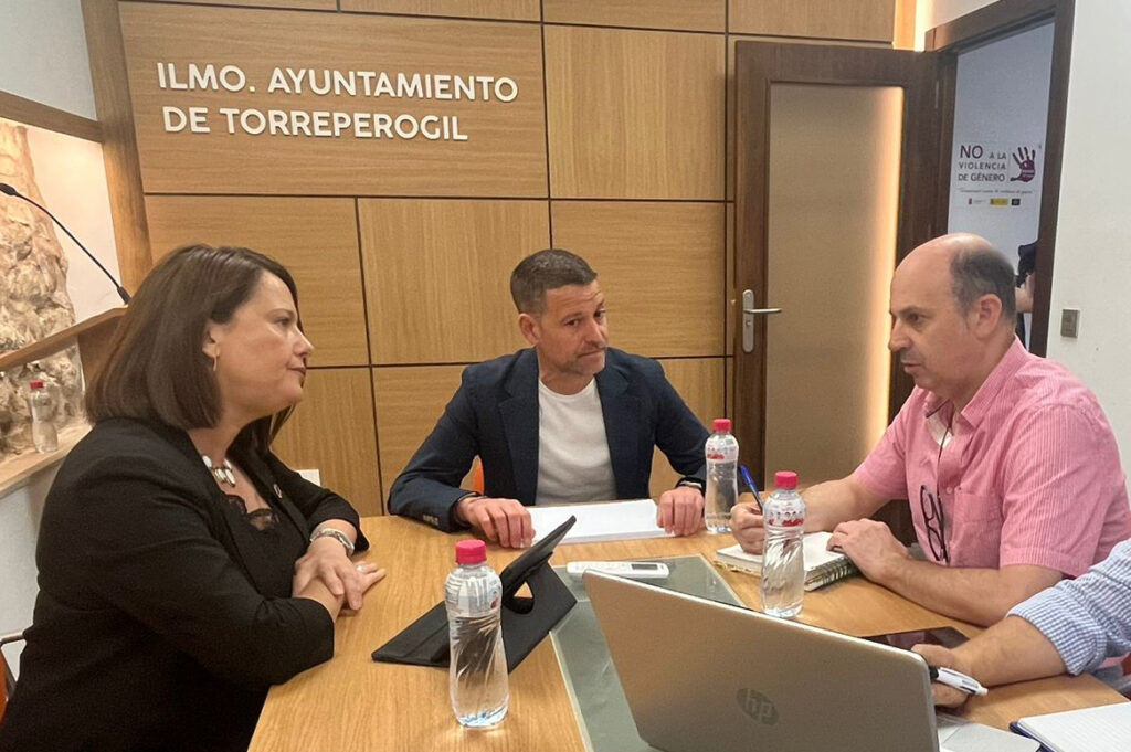 20240618 Reunion fondos europeos Torreperogil