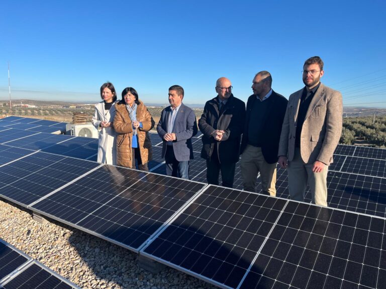 20250115 Visita placas solares fotovoltaicas residencias López Barneo y Santa Teresa 1