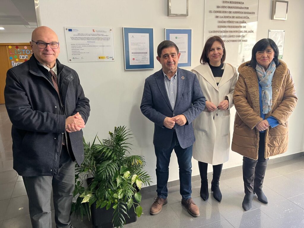 20250115 Visita placas solares fotovoltaicas residencias López Barneo y Santa Teresa 3