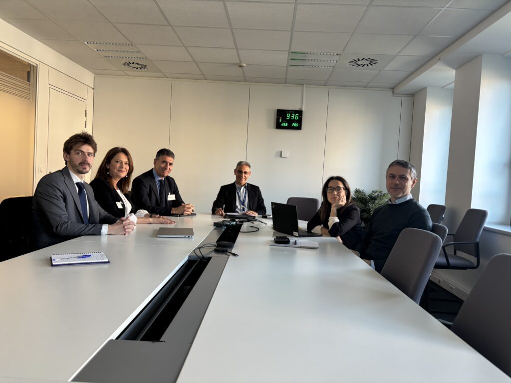 20250330 Reunión alumnos Talemtiun en Bruselas (2)