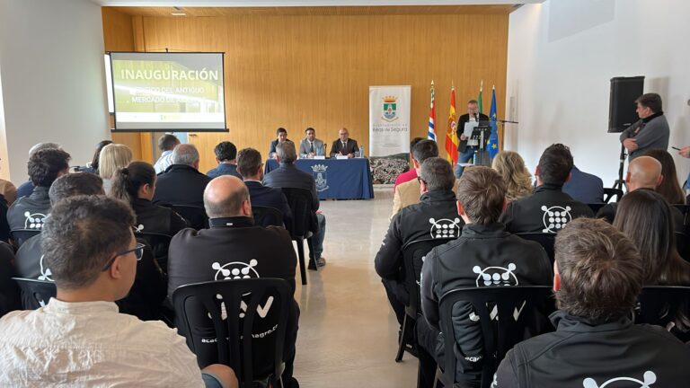 20250415 Inauguración Centro Comercial y Emprendimiento Beas de Segura 1