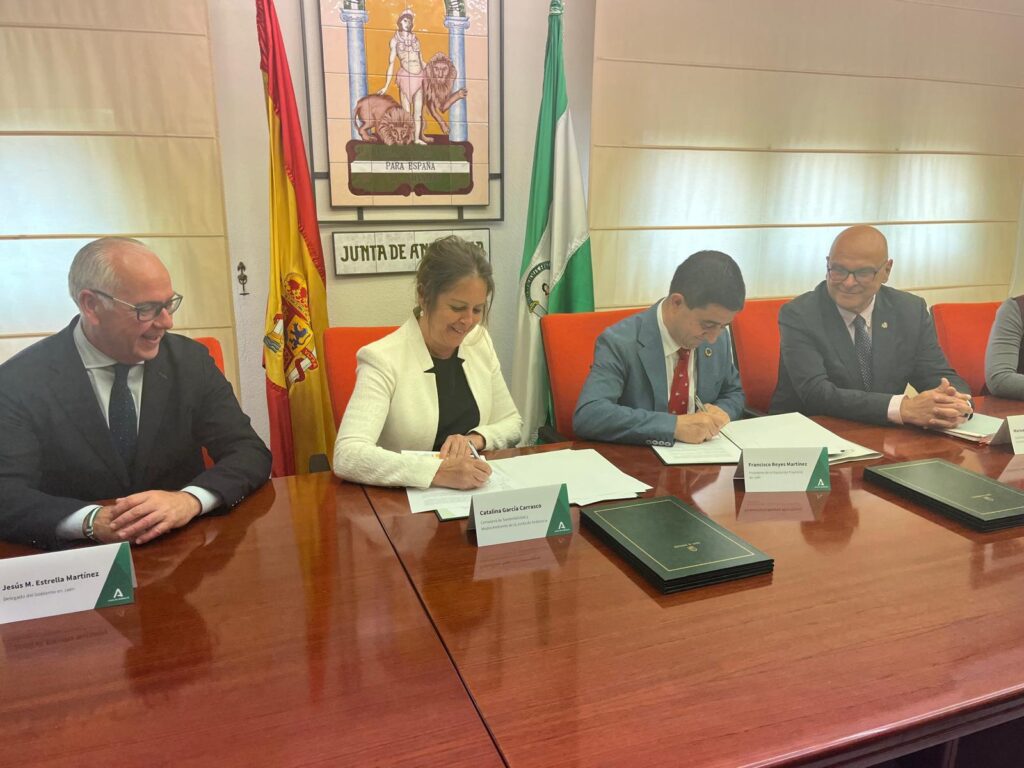 20250508 20250508 Firma convenio adecuación 4 instalaciones turísticas PN Cazorla, Segura y Las Villas 2