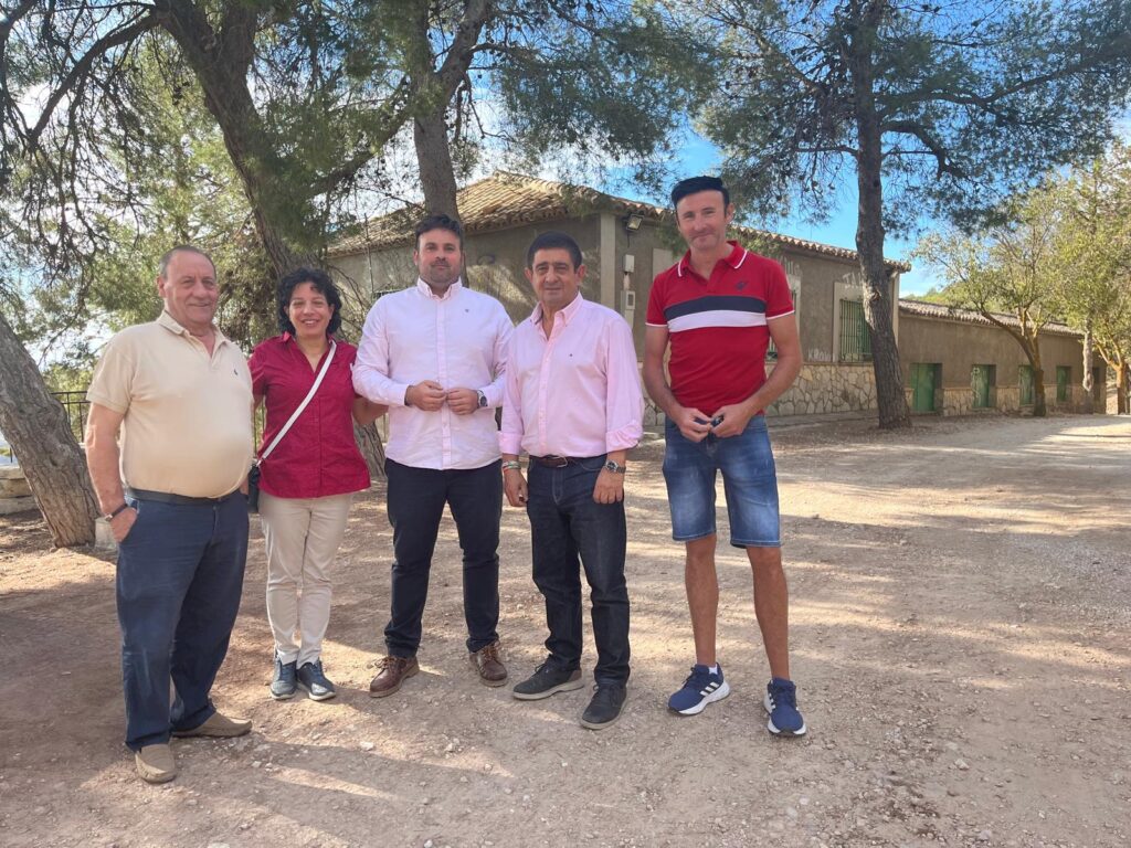20250909 El presidente de la Diputación visita la Casa de la Pradera