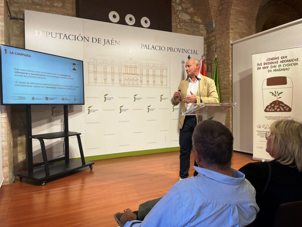 20250925 Campaña Tus resíduos de hoy (4)