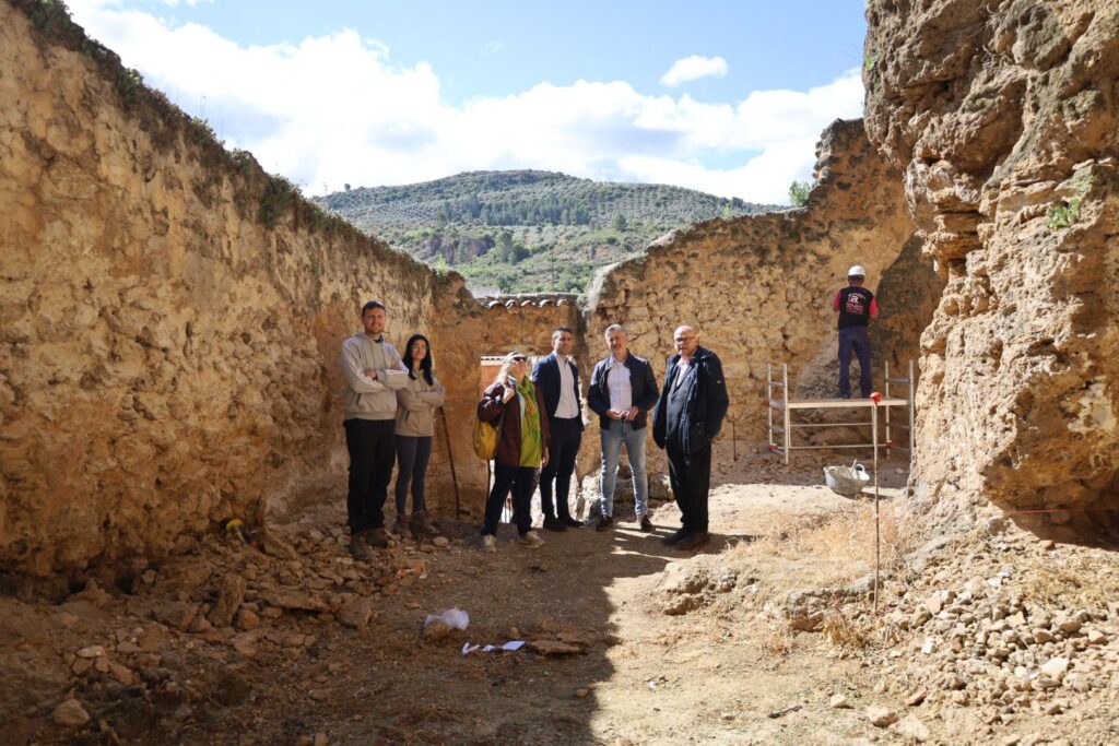 20260413 Visita técnica a obras restauración y recuperación trazado urbano del Castillo y Fortaleza Villavieja de Beas de Segura 1