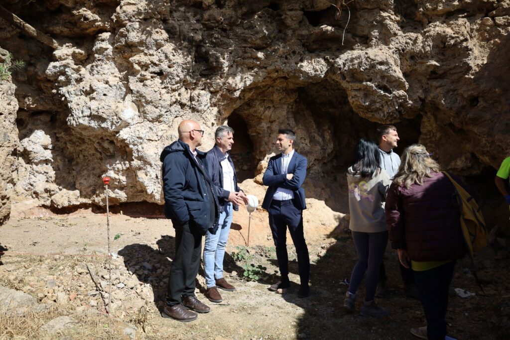 20260413 Visita técnica a obras restauración y recuperación trazado urbano del Castillo y Fortaleza Villavieja de Beas de Segura 2