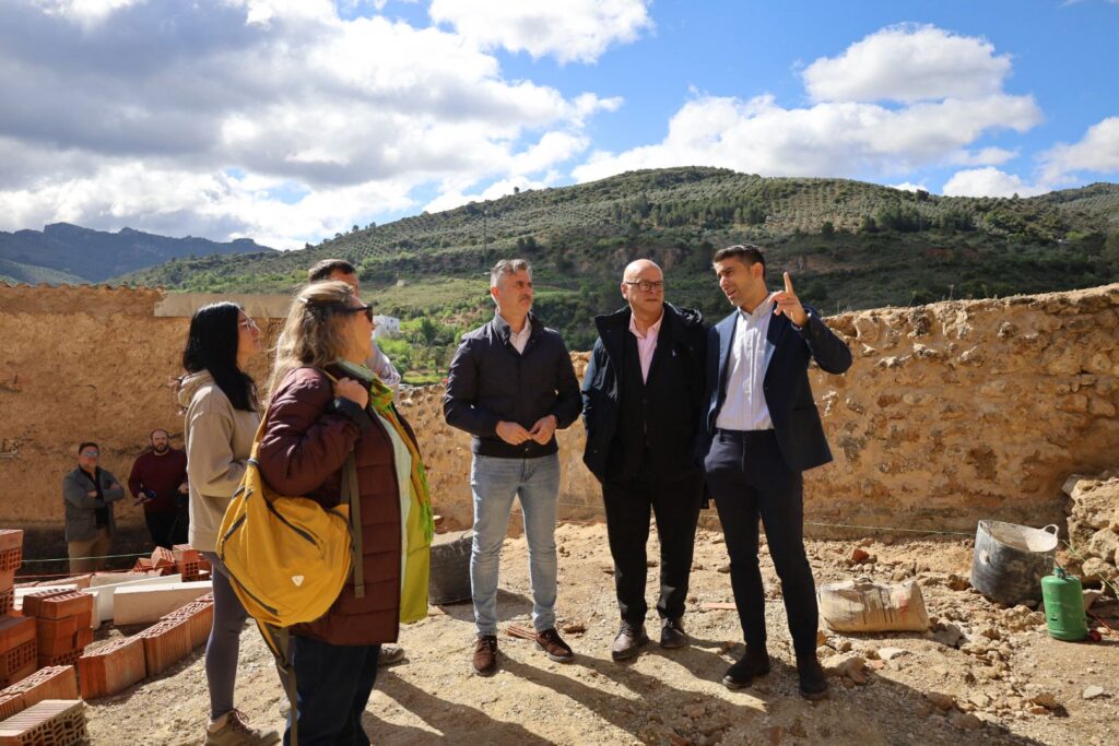 20260413 Visita técnica a obras restauración y recuperación trazado urbano del Castillo y Fortaleza Villavieja de Beas de Segura 3