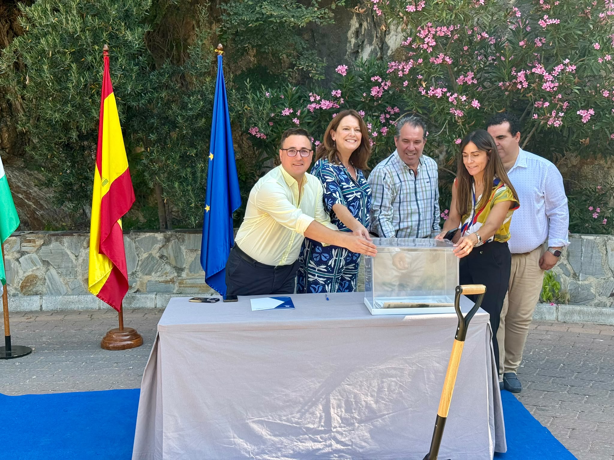 20260701 Colocación primera piedra proyecto construcción pasarela colgante y miradores en Torres 4