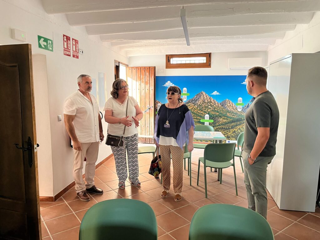 20260727 Visita albergue Cabritas de Huelma (5)