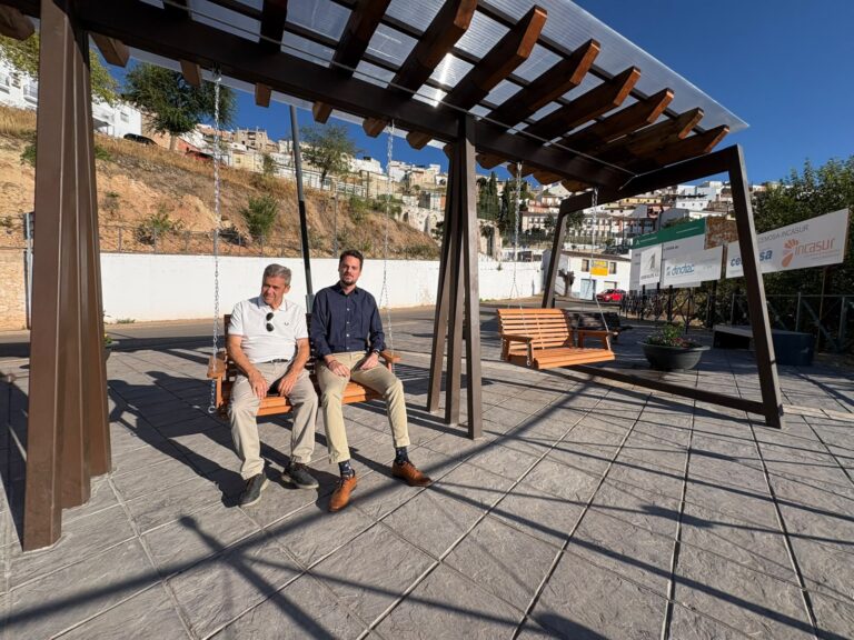 20260914 Mirador columpio Chiclana de Segura (1)